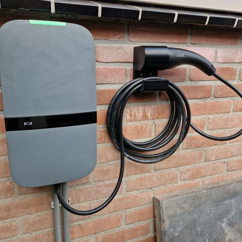 قطعة واحدة: حامل تثبيت على الح - مراجعة Car Cable Organizer وسعره